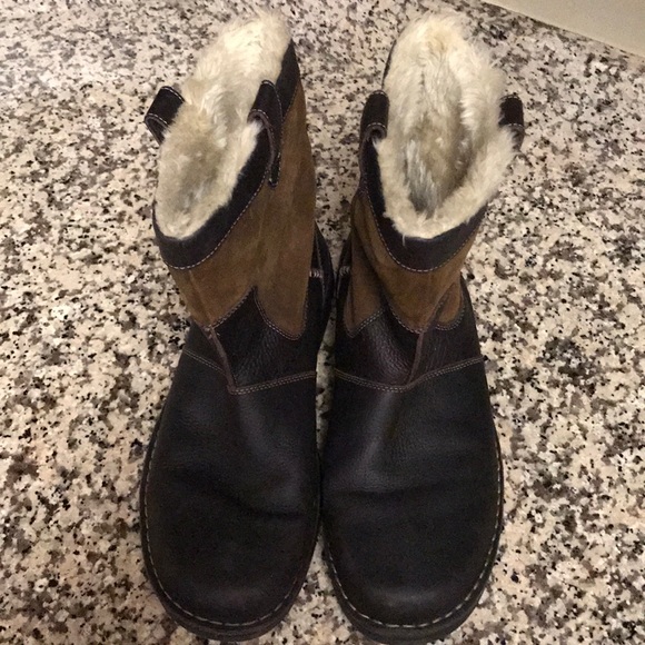 clarks fur lined boots mens